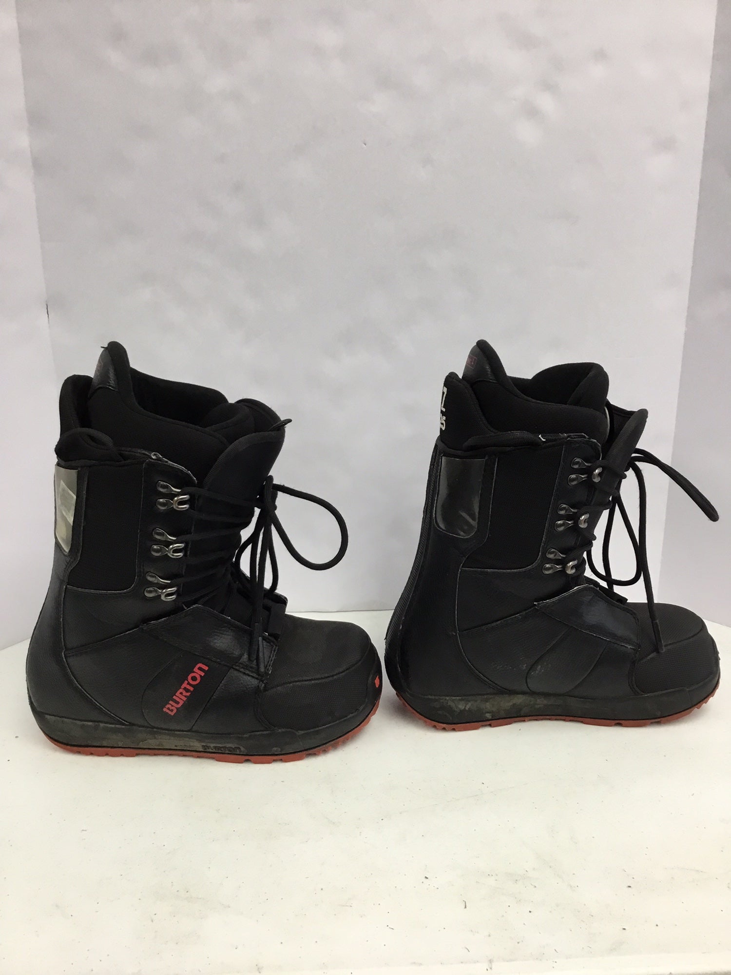 7 Burton Progression snowboard boots | SidelineSwap | Buy and Sell