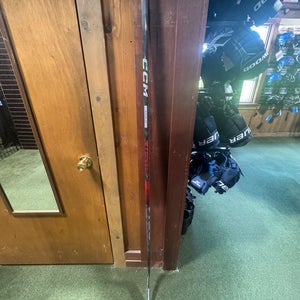 Senior CCM Jetspeed FT7 Pro 85 Flex Right Handed Hockey Stick P28  (New)