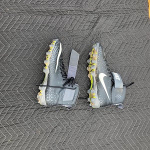 Men's Size M 12.0 (W 13.0) Nike High Top Molded Cleats (Used)