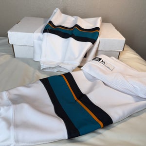 New San Jose Sharks Pro Stock White Hockey Socks (XL)