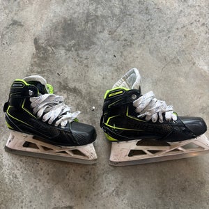 Bauer Hockey Goalie Skates Size 6 (Used)