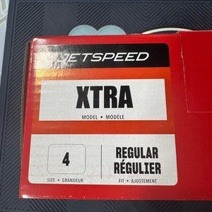 CCM JetSpeed XTra Hockey Skates Regular Width  Size 4.0 (New)