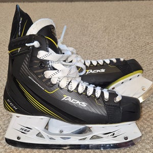 High End CCM Tacks Hockey Skates - Size 11D (Like New)