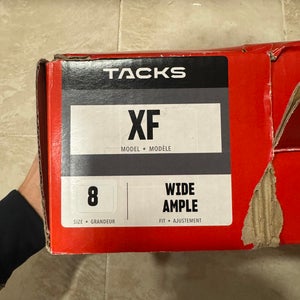 CCM Tacks XF Hockey Skates Wide Width   8 (Used)