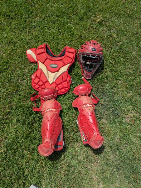 CATCHERS ④ Red Catchers Set | SidelineSwap | Buy and Sell on SidelineSwap