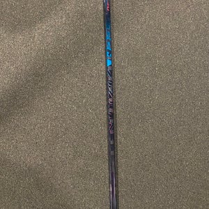 Intermediate CCM Vizion Left Hand Hockey Stick P28 (Used)