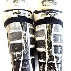 Used Bauer SUPREME Junior Shin Guards White 11" 11860-S000290111