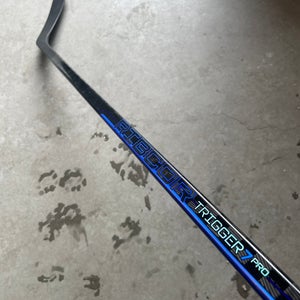 Intermediate CCM RibCor Trigger 7 Pro Right Handed Hockey Stick P28 Pro Stock (New)