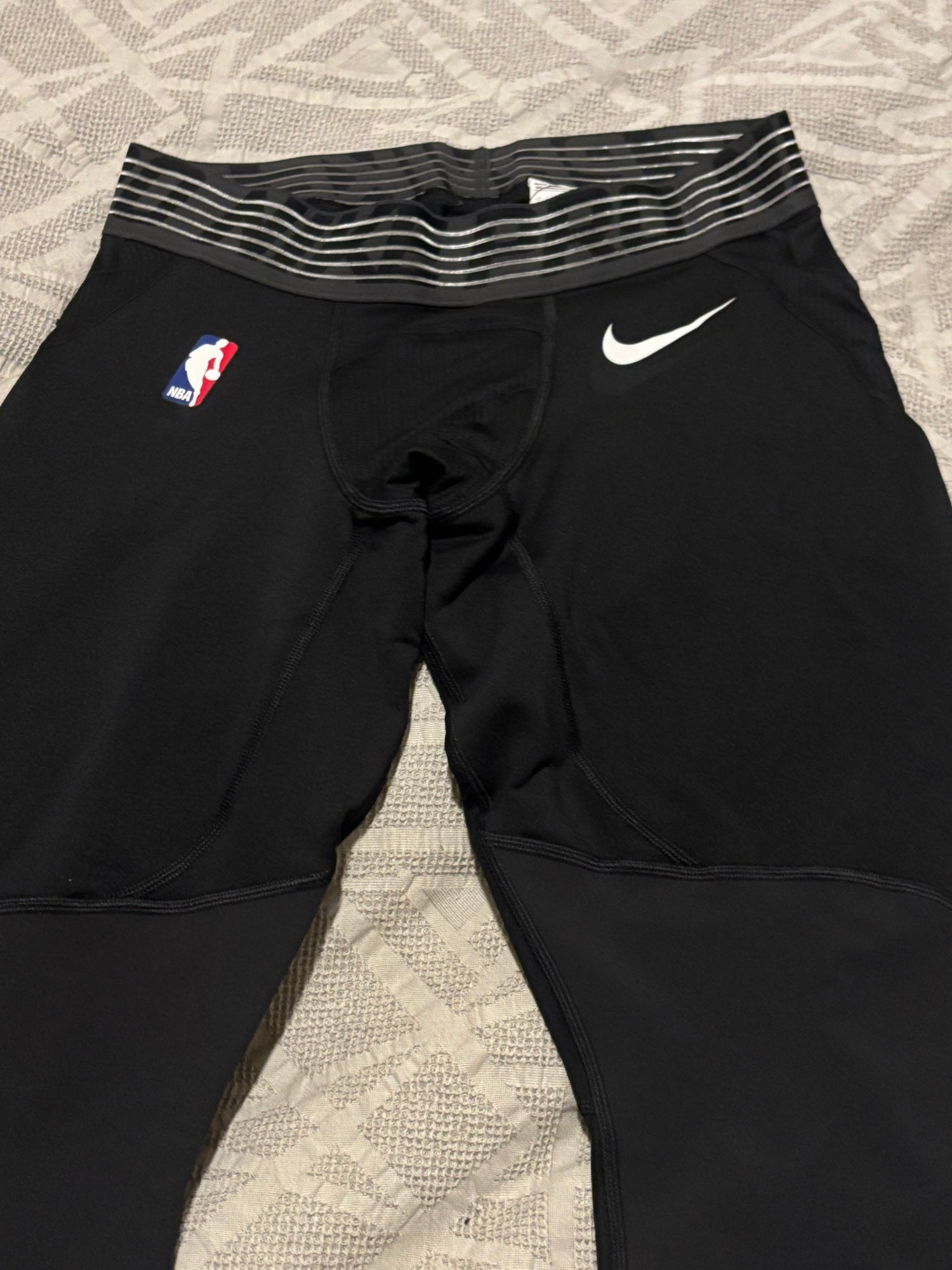 nike pro hyperstrong tights