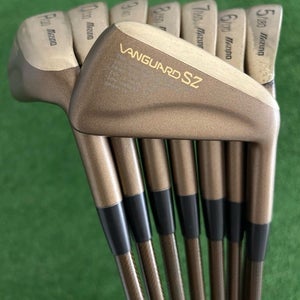 Mizuno Vanguard Copper SZ Hybrid Iron Set 4-P / Exsar M55J Regular Graphite