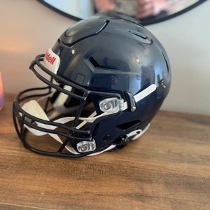 Small Adult Riddell SpeedFlex Helmet (Used)