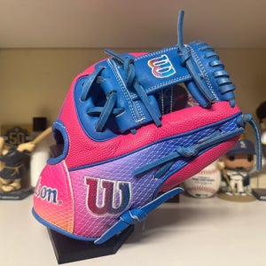 Wilson A2000 1786 11.5” Love the Moments 2025 RHT