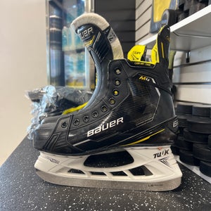 Bauer Supreme M4 Hockey Skates Regular Width 7.5 (Used)