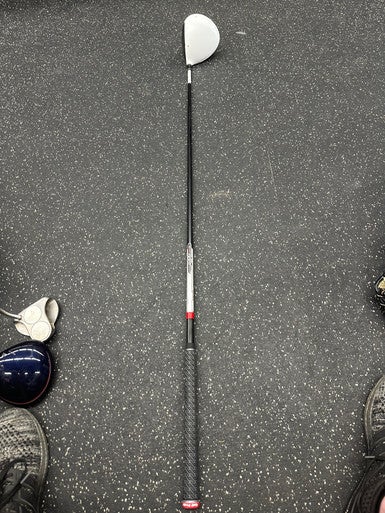 Used Taylormade R11 Mens Driver RH 10.5 Degree 11162-S000427229