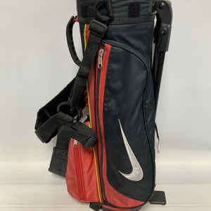 Nike (Used) Red Carry Bag