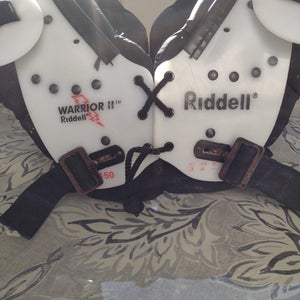 Riddell Warrior II Shoulder Pads Yourh Pre-owned