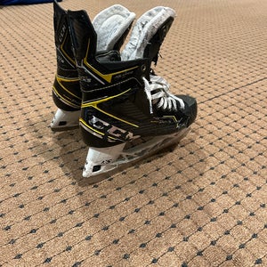 CCM Super Tacks Hockey Skates 8.5