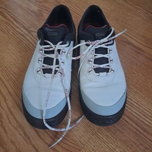 Men's Size M 10.5 (W 11.5) Ecco Golf Shoes (Used)