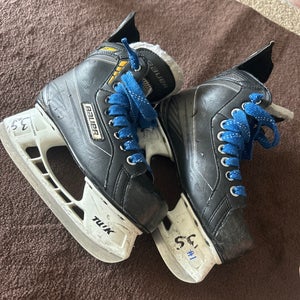 Ice hockey skates Bauer supreme 150 hockey skates
