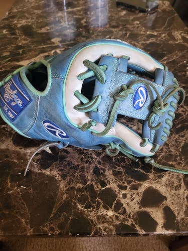2023 Rawlings Right Hand Throw Infield Heart of the Hide Baseball Glove 11.5" (Used)