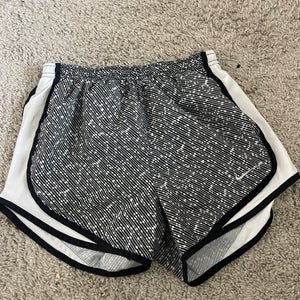 Black XS Women's Nike Shorts (Used)
