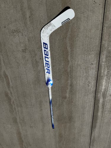 Senior Bauer Hyperlite 2 Full Right Goalie Stick 26" Paddle Pro Stock (Used)