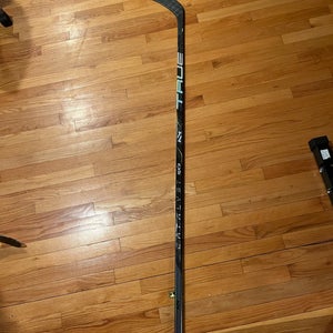 Brand New Senior True catalyst 9x3 Left Hand Hockey Stick T92  (New)