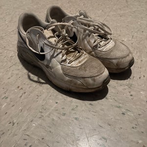 Men's Size M 11.5 (W 12.5) Nike Golf Shoes (Used)