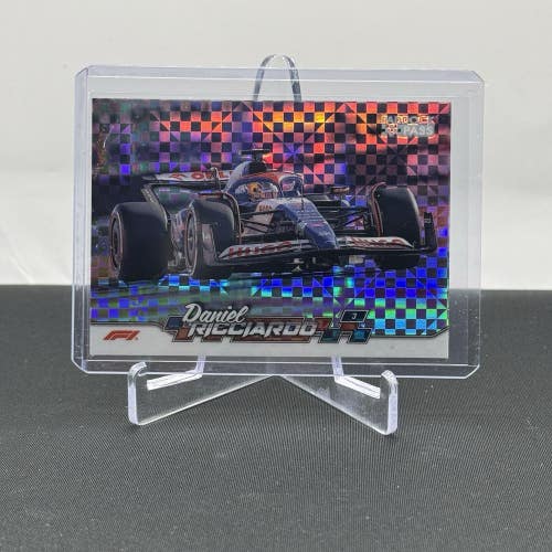 Daniel Ricciardo Visa CA RB 2024 Topps F1 Paddock Pass X-Fractor Parallel #48