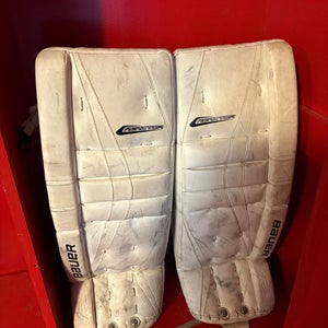 28"  2015 Bauer Reactor 7000 Goalie Leg Pads (Used)