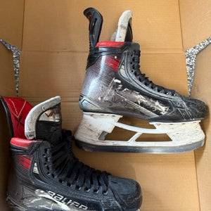 2023 Bauer Vapor X5 Pro Skates - Int Size 6 - Regular Width (Used)
