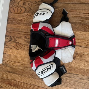 Junior Large CCM FIT07 Shoulder Pads (Used)