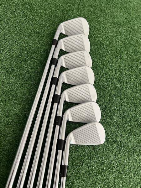Mizuno Pro 245 Forged Iron Set 5-G / KBS Tour 130 X Extra Stiff +1