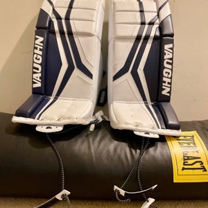 2024 28" Vaughn Velocity V10 Pro Goalie Leg Pads (Used)