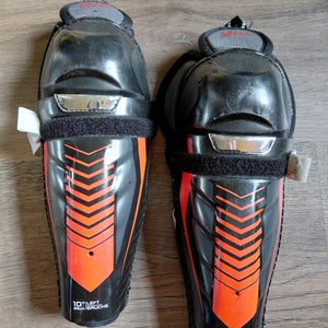 Youth Bauer Lil Sport 10" Shin Pads (Used)