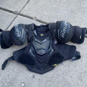 Intermediate Medium Bauer Supreme 3S Pro Shoulder Pads  (Used)