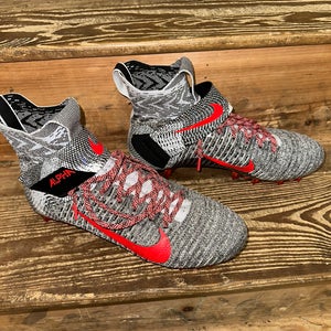 Nike Alpha Menace Elite 2 Flyknit Football Cleats Size 11