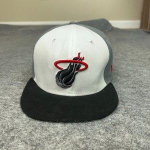 Miami Heat Mens Hat Medium Strap Back White Gray Cap New Era Basketball NBA Logo