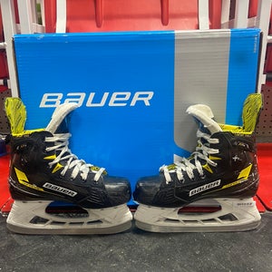 Used Bauer Supreme M4 Skates Size 3.5 D