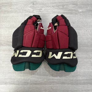 Arizona Coyotes CCM HGTKPP Gloves 13" Pro Stock (Used)