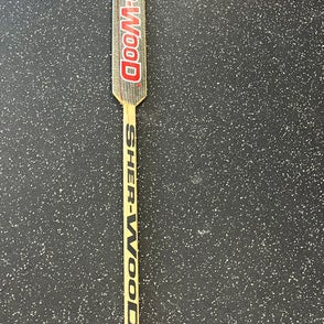 Used Sher-wood 520 JR Senior Goalie Stick 28" 11849-S000027401