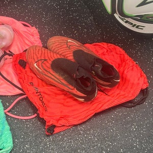 Used Nike Soccer Cleats Red Senior 6.5 11849-S000027395