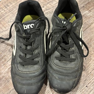Kids Youth Umbro Finale Cleats (Used)