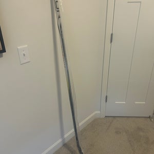 Bauer Hyperlite 2 Hockey Stick