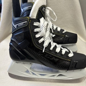 Int Size 5 CCM TACKS 9350 Ice Hockey Skates. Excellent Condition.