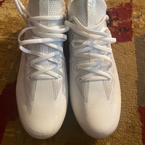 White Men's Size M 9.5 (W 10.5) Adult Nike Low Top Vapor Untouchable Pro Molded Cleats (New)
