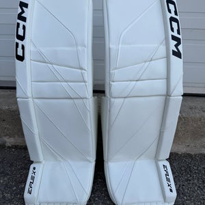 34"  2023 CCM Eflex 6 Goalie Leg Pads  (New)