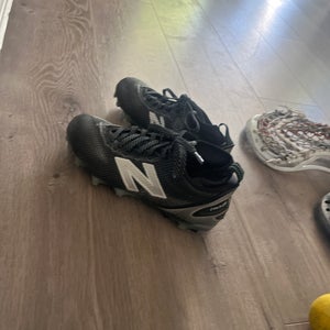 Black Kids Size M 6.0 (W 7.0) Youth New Balance High Top Freeze 3.0 Molded Cleats (New)