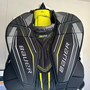 Large  Bauer S29 Goalie Chest Protector (New)