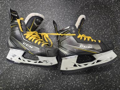 Used CCM TACKS VECTOR PLUS Senior Hockey Skate Senior 7 11849-S000026448
